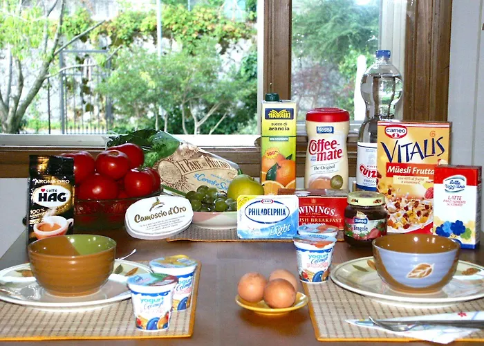 Bob And Jenny's فندق مبيت وإفطار فيتشنزا