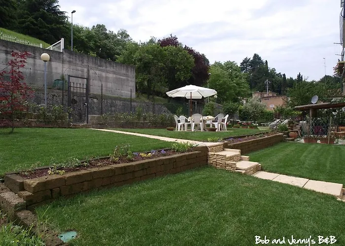 فندق مبيت وإفطار Bob And Jenny's