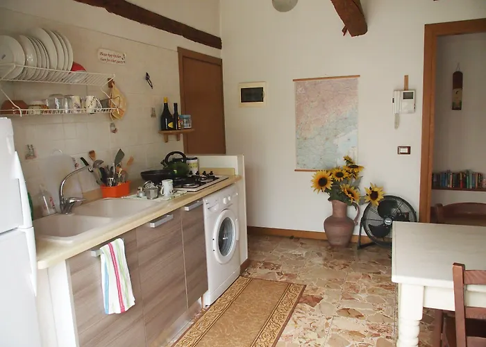 Bob And Jenny's Bed & Breakfast